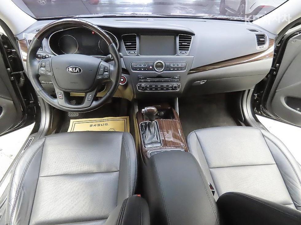 2015 - kia k7