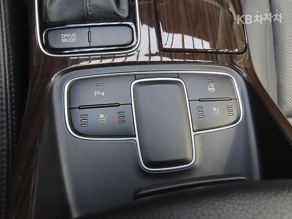 2015 - kia k7