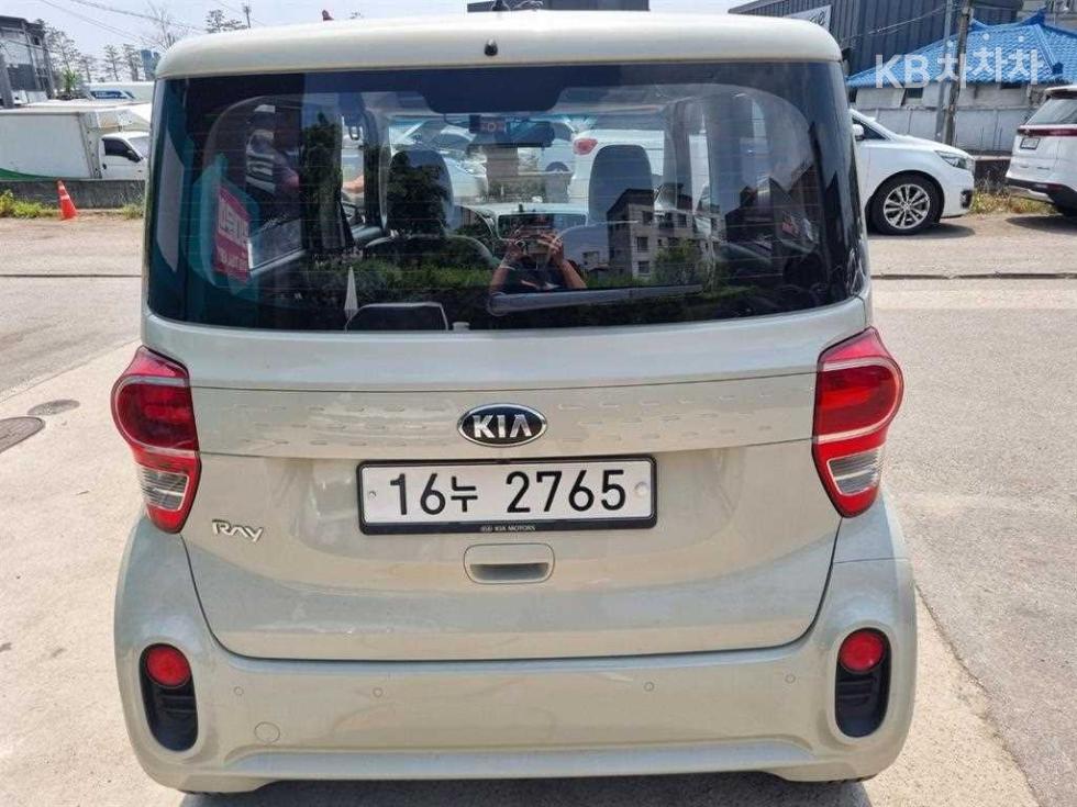 2018 - kia ray