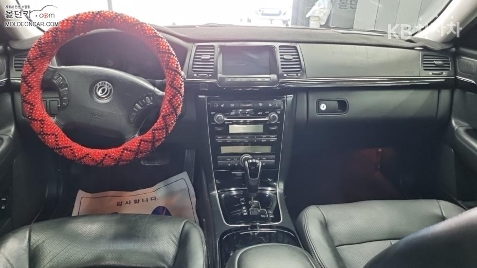 2011 - kia opirus