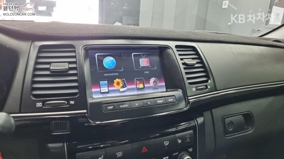 2011 - kia opirus