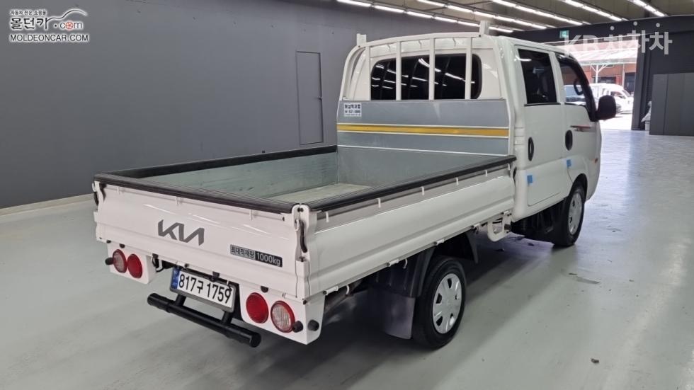 2024 - kia bongo iii