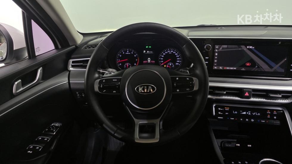 2020 - kia k5