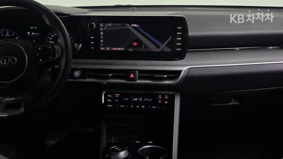 2020 - kia k5