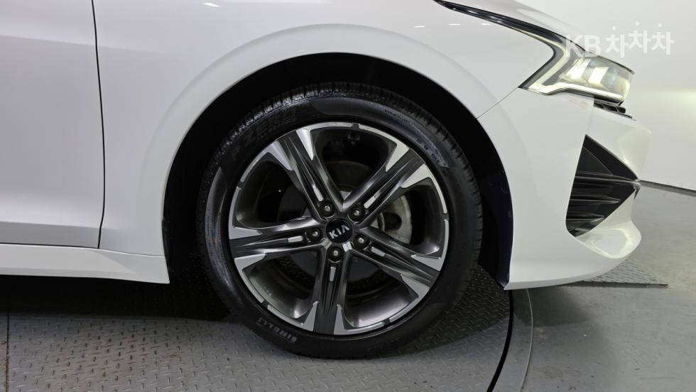 2020 - kia k5