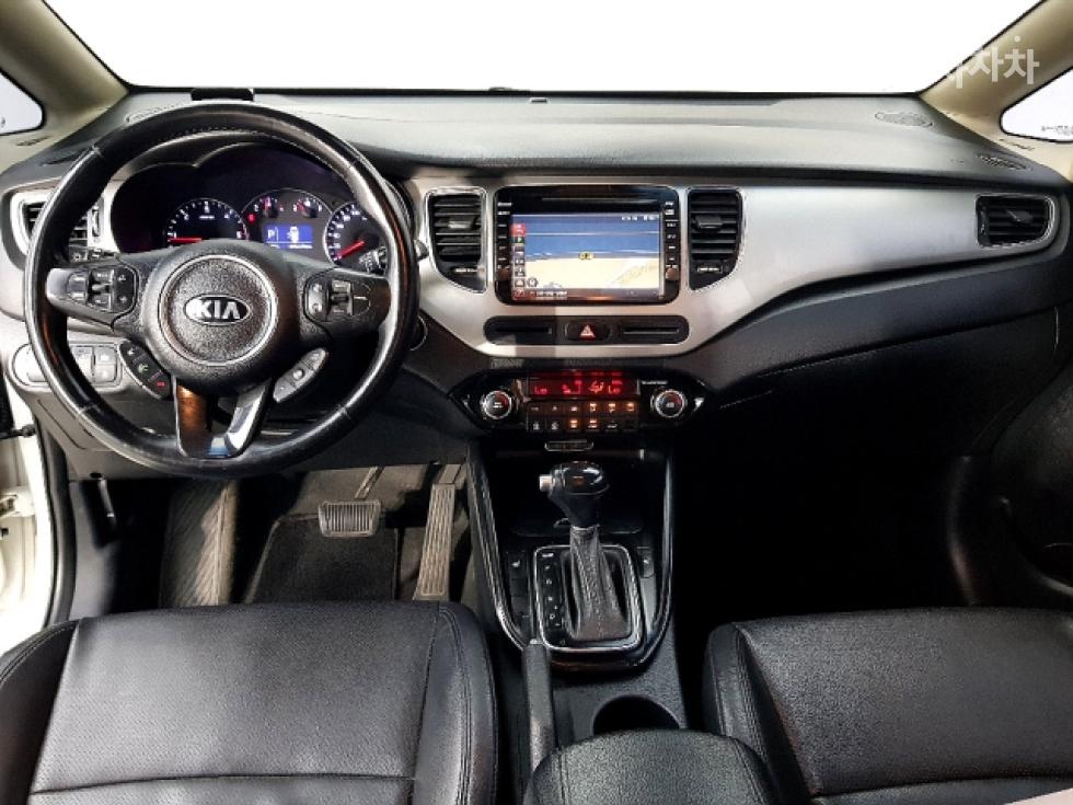 2014 - kia carens