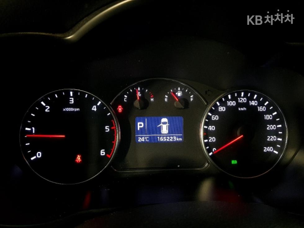 2014 - kia carens