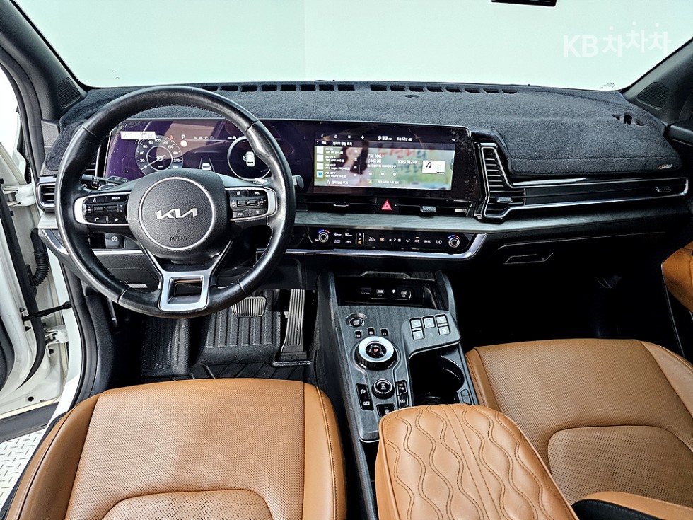 2022 - kia sportage