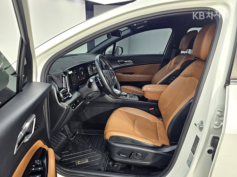 2022 - kia sportage