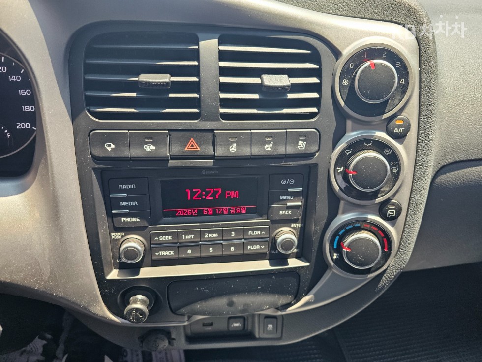 2022 - kia bongo iii