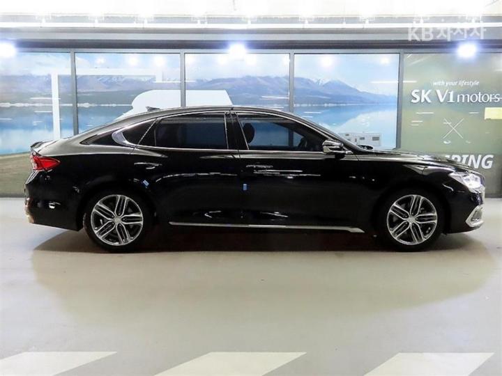 Hyundai Grandeur IG 3.0 LPi Modern Base Type 4