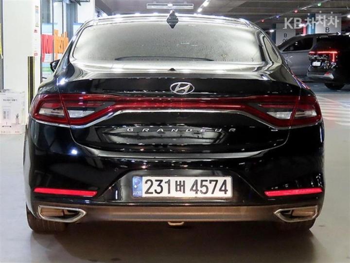 Hyundai Grandeur IG 3.0 LPi Modern Base Type 6