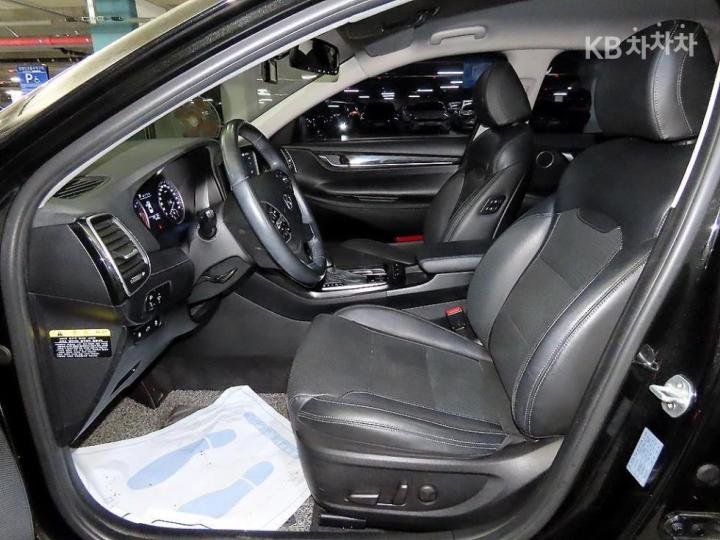 Hyundai Grandeur IG 3.0 LPi Modern Base Type 7