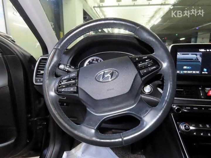 Hyundai Grandeur IG 3.0 LPi Modern Base Type 9
