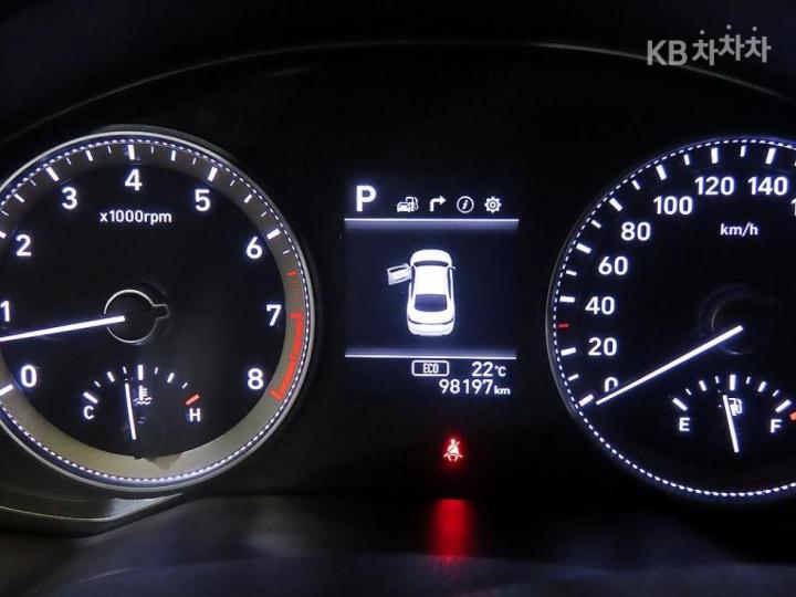 Hyundai Grandeur IG 3.0 LPi Modern Base Type 10