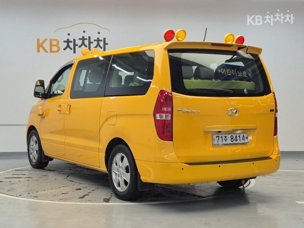 Hyundai Starex — miniaturë 2