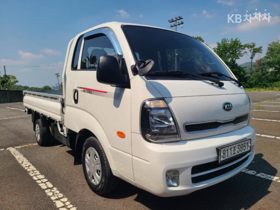 2020 - kia bongo iii