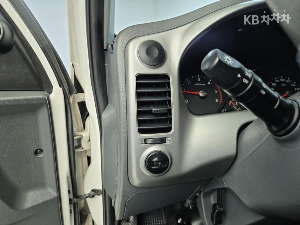 2019 - kia bongo iii