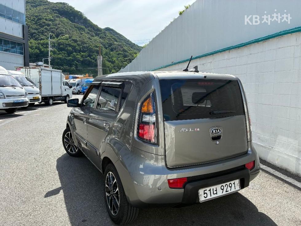2010 - kia soul