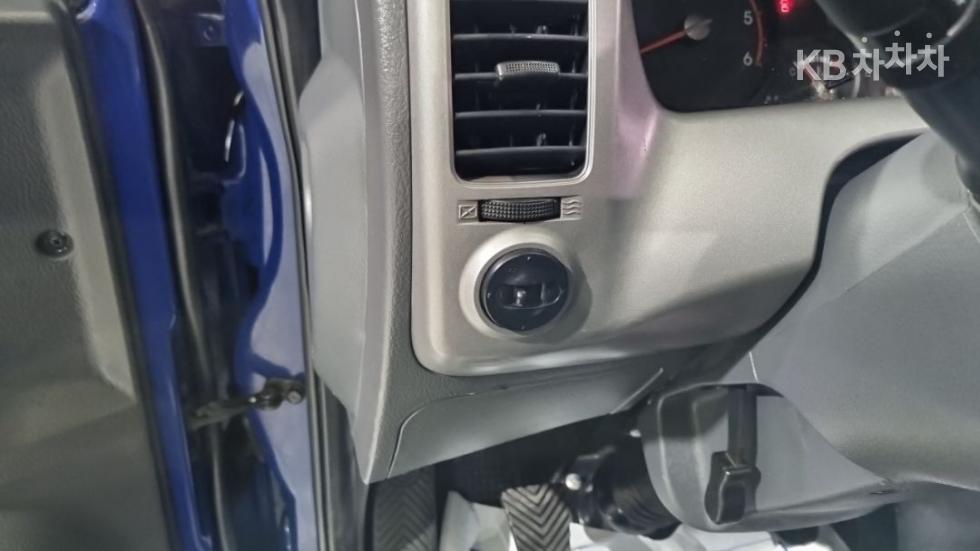 2016 - kia bongo iii