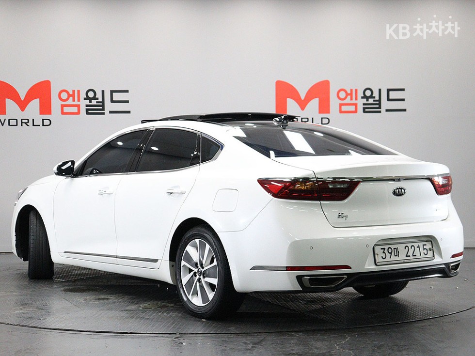 2017 - kia k7