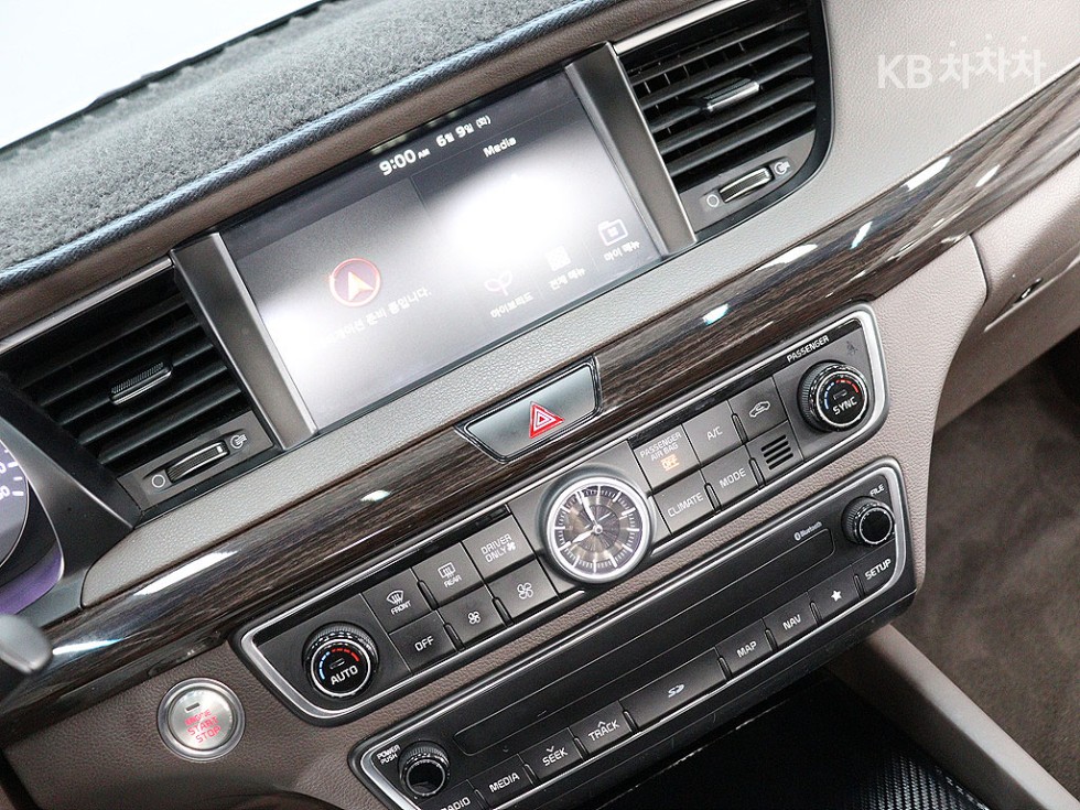 2017 - kia k7