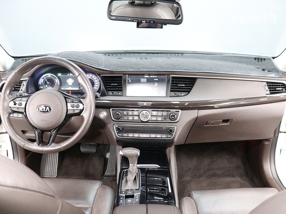 2017 - kia k7