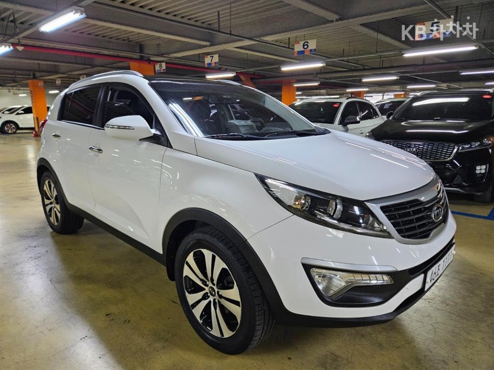 2012 - kia sportage