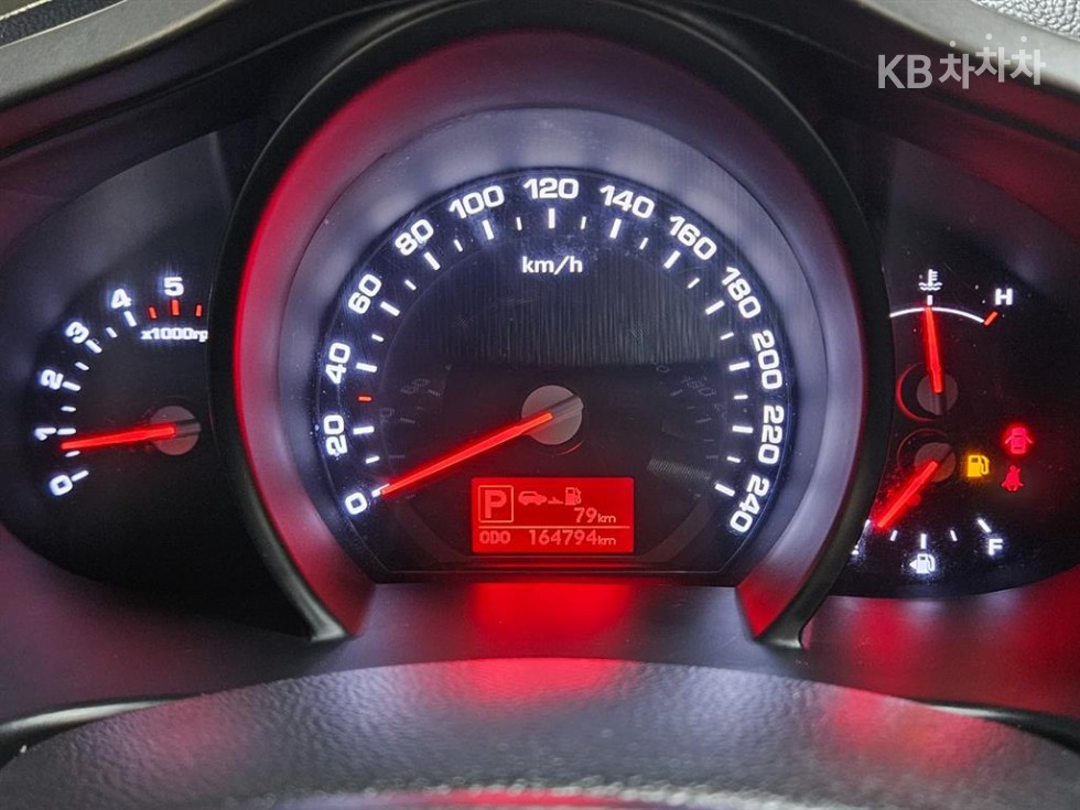 2012 - kia sportage