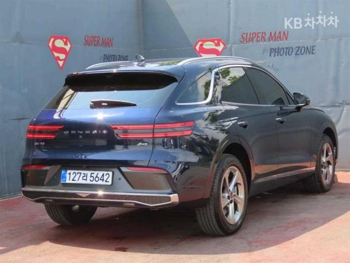 Genesis GV70 Gasoline 2.5T AWD — фото 3
