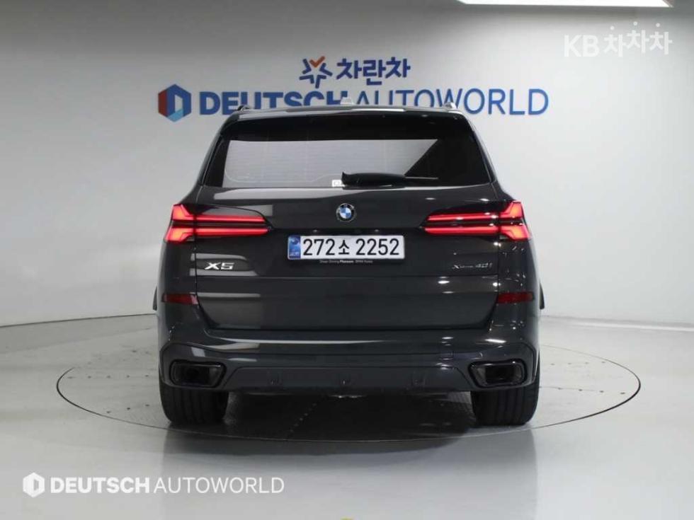 BMW X5 — miniaturë 4