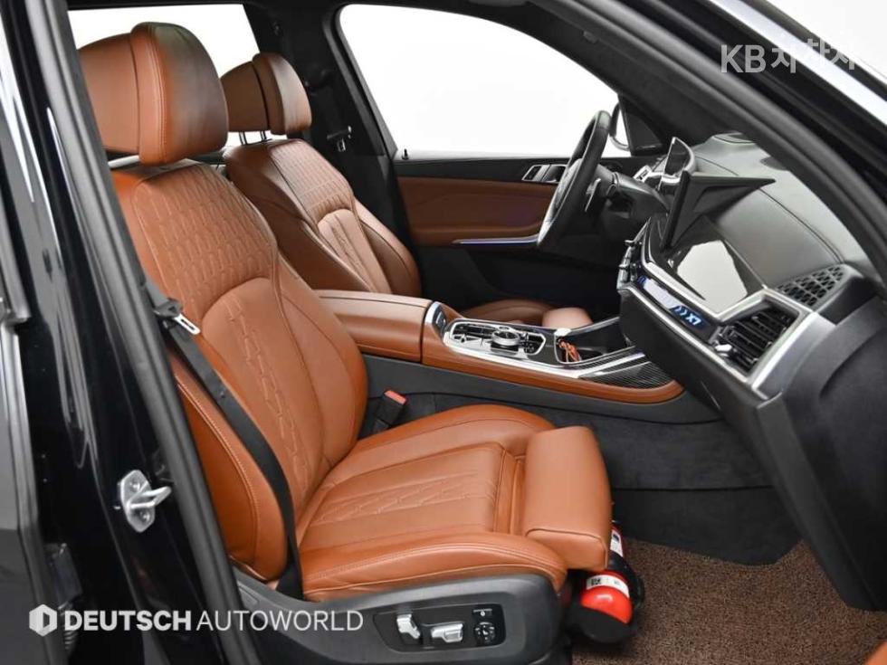 BMW X7 — miniaturë 10