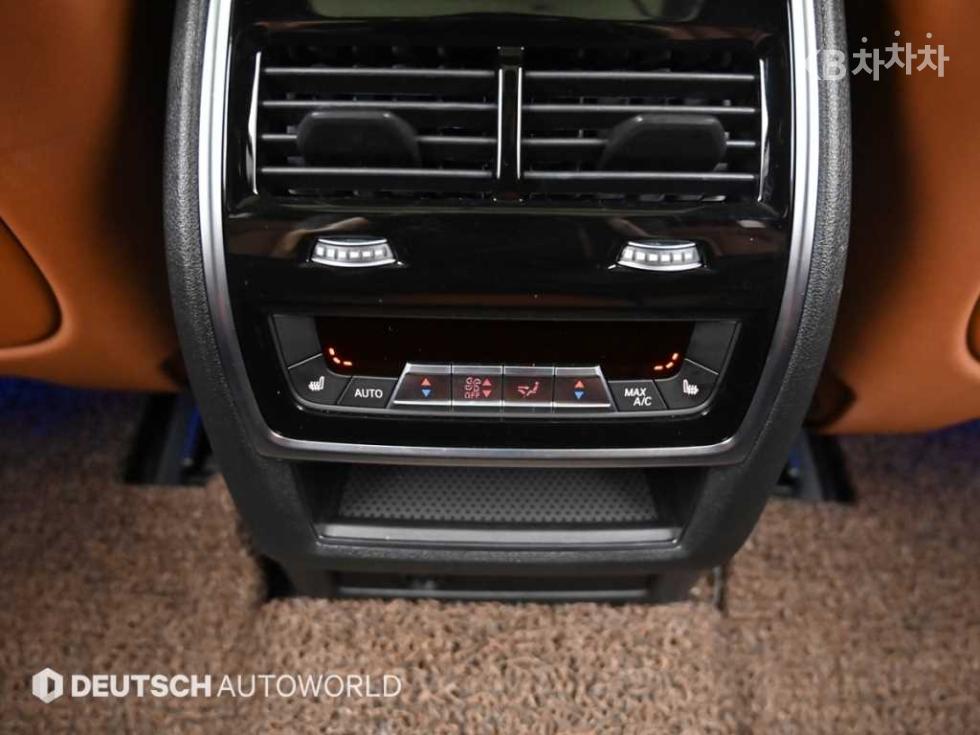 BMW X7 — miniaturë 16