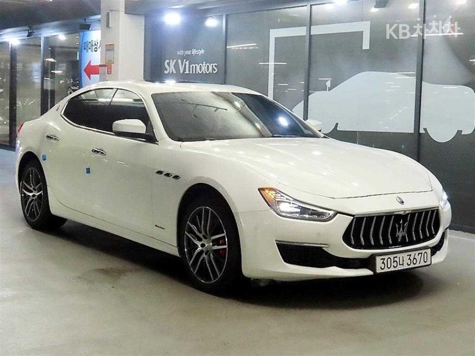 Maserati Гибли