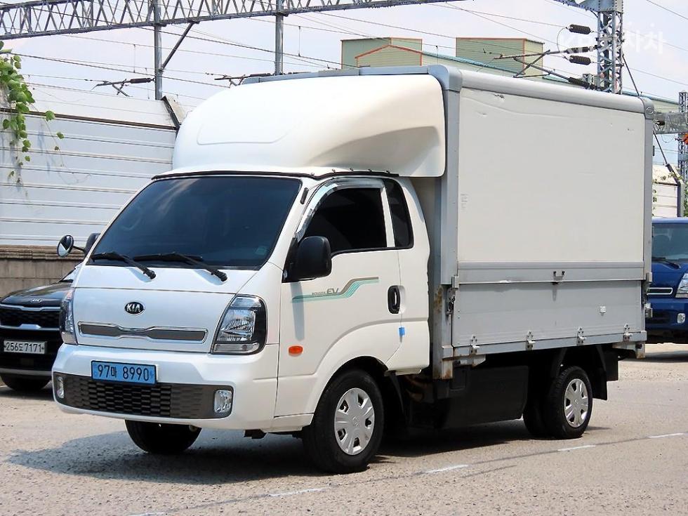 2021 - kia bongo iii