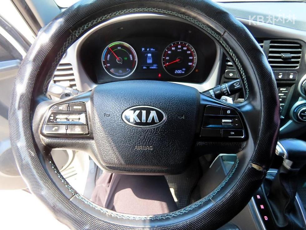 2021 - kia bongo iii