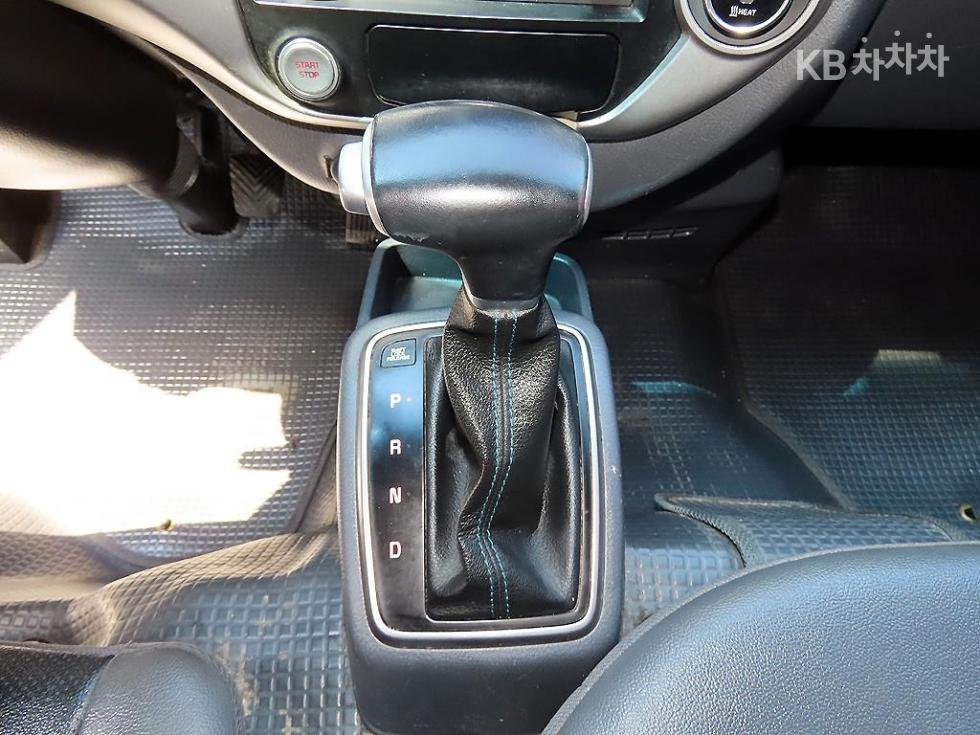 2021 - kia bongo iii