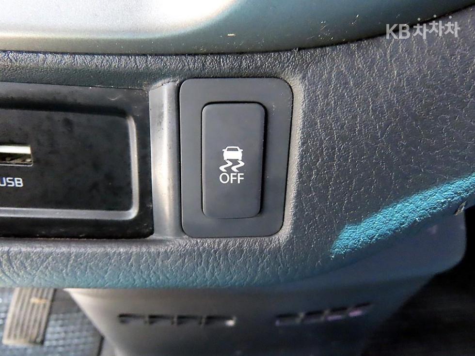 2021 - kia bongo iii