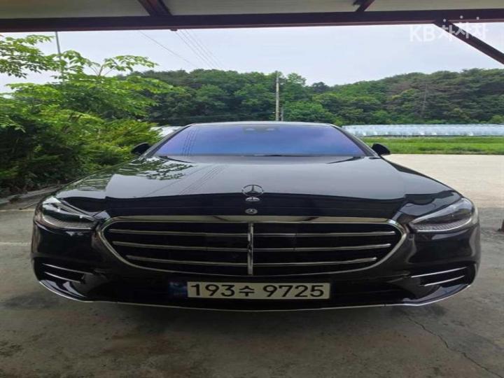 Mercedes-Benz S-Class W223 S500L 4Matic Base Type