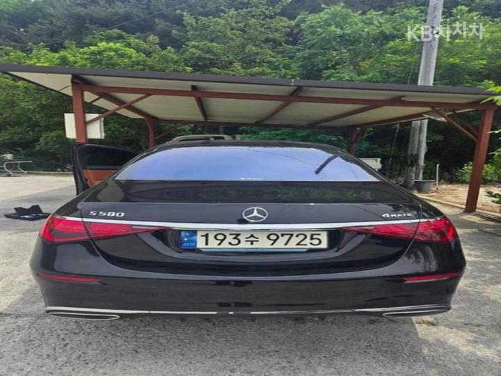 Mercedes-Benz S-Class W223 S500L 4Matic Base Type 3