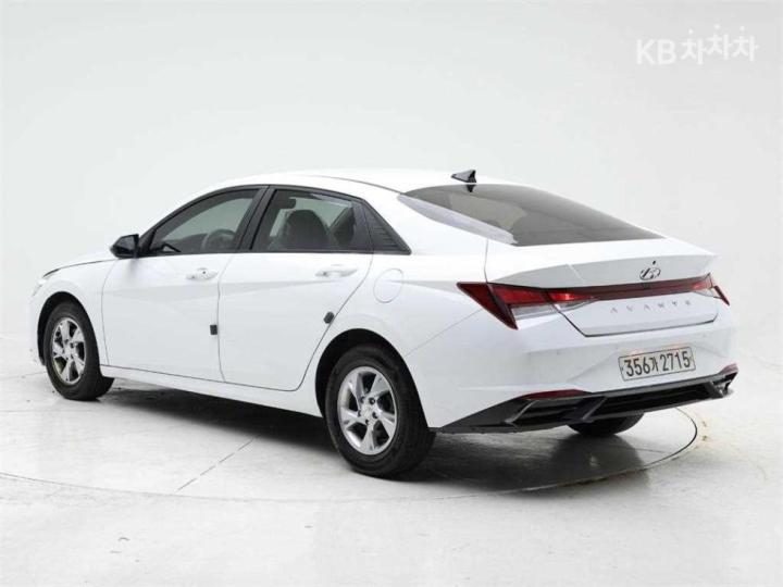 Hyundai Avante CN7 1.6 Gasoline Modern 5