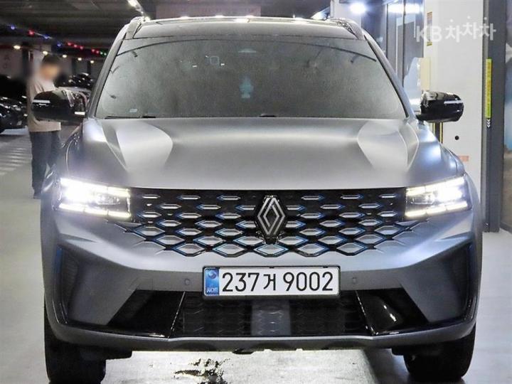 Renault Koleos E-Tech Hybrid Esprit Alpine 3