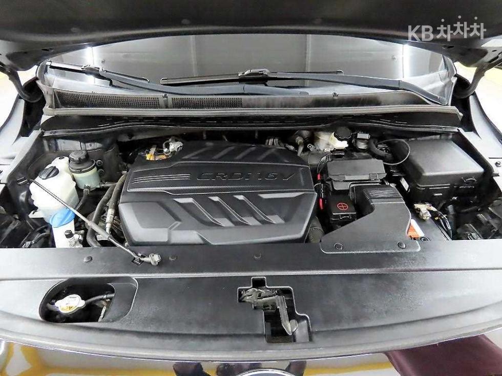 Kia Carnival — miniaturë 19