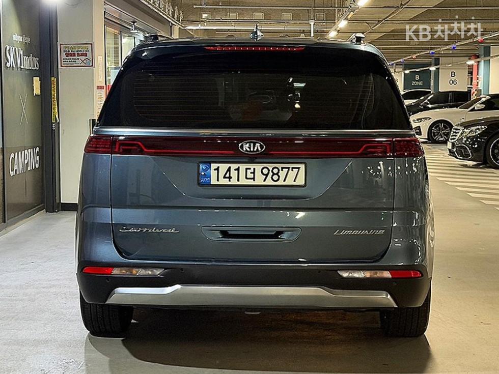 Kia Carnival — miniaturë 5