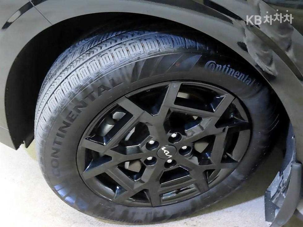 Kia Carnival — miniaturë 20