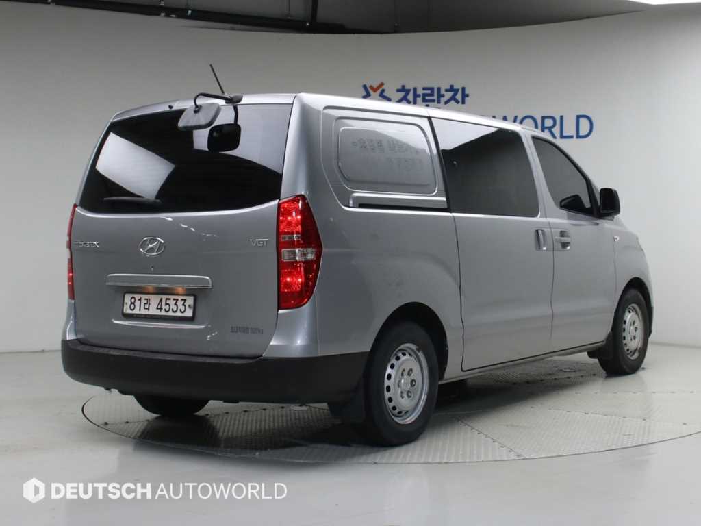 Hyundai Starex — miniaturë 2
