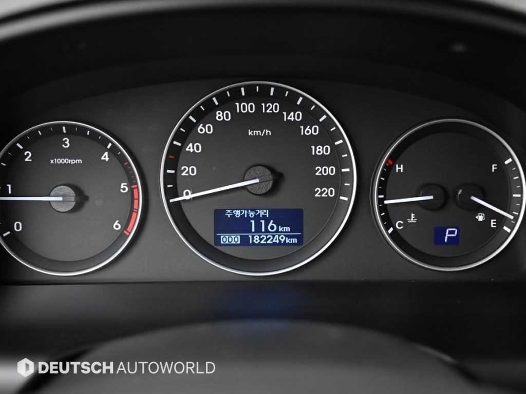 Hyundai Starex — miniaturë 8