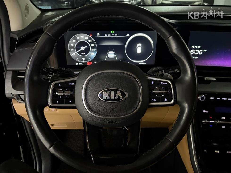 Kia Carnival — miniaturë 8