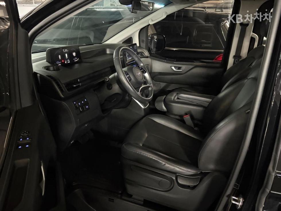 Hyundai Staria — miniaturë 5