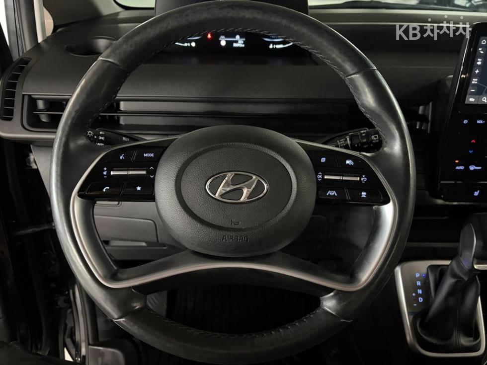 Hyundai Staria — miniaturë 8